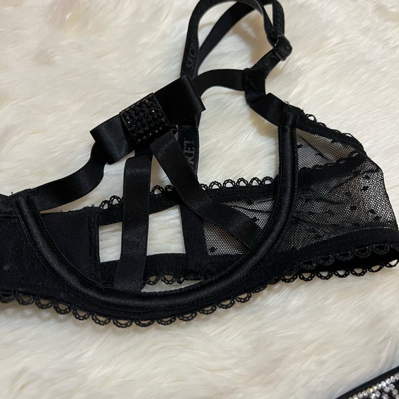 Victorias Secret Lingerie set lace and rhinestones - Picture 3 of 5